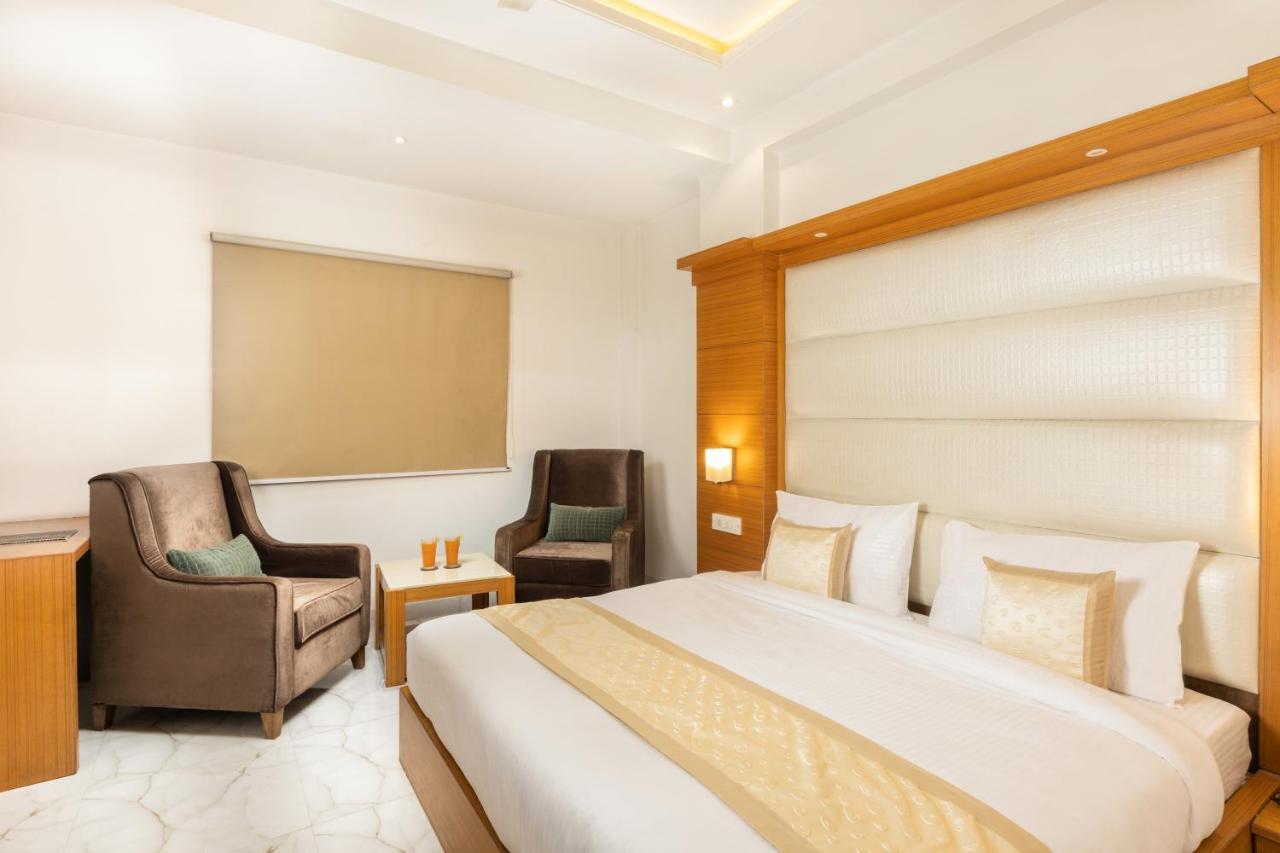 Hotel Delhi 37 By Star Group Near Delhi Airport Új-Delhi Kültér fotó