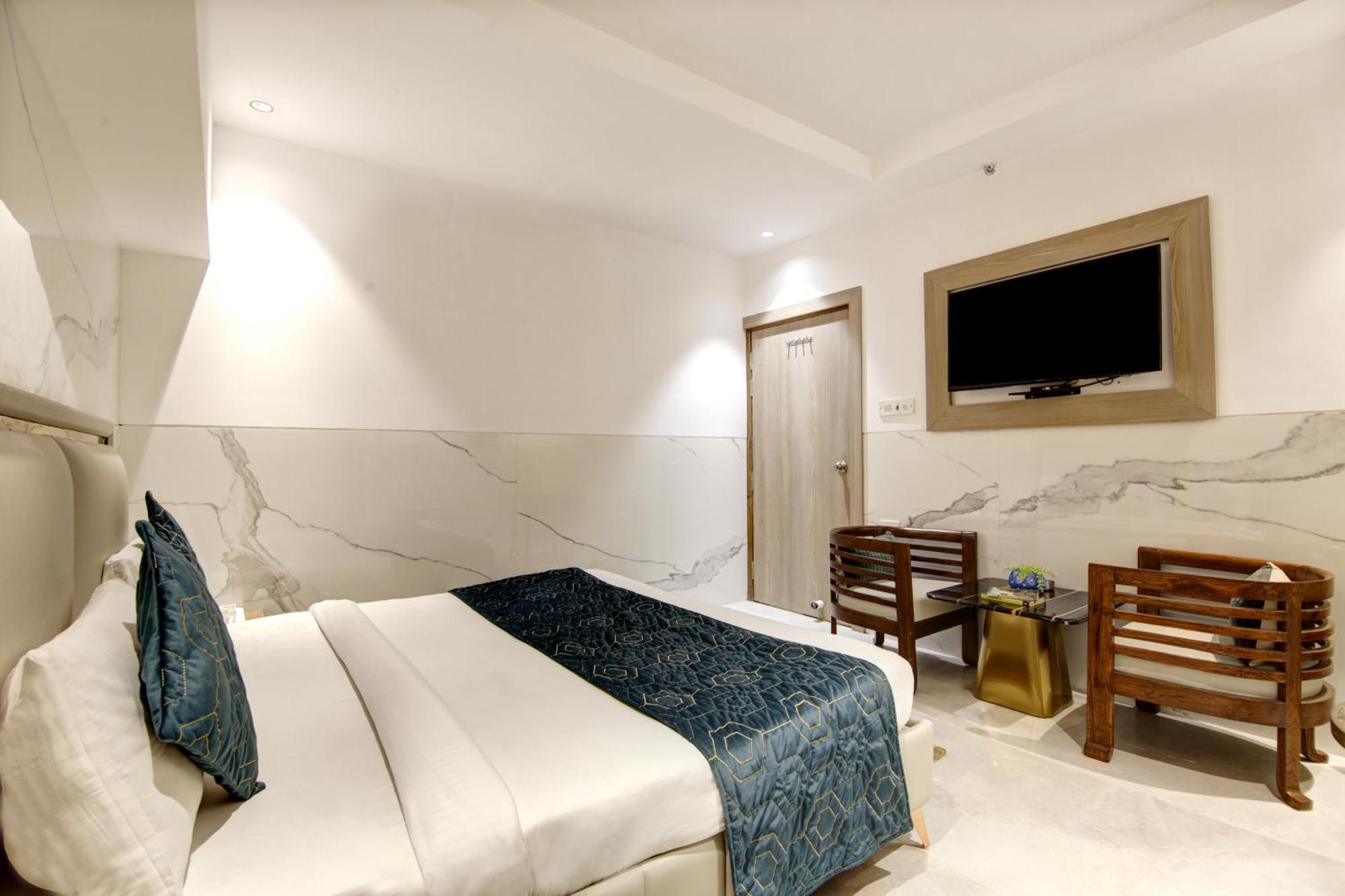 Hotel Delhi 37 By Star Group Near Delhi Airport Új-Delhi Kültér fotó