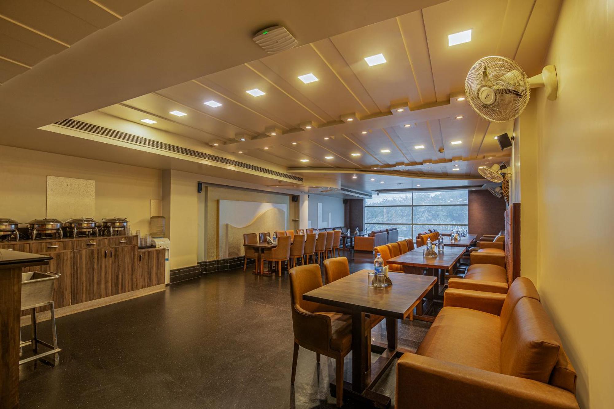 Hotel Delhi 37 By Star Group Near Delhi Airport Új-Delhi Kültér fotó