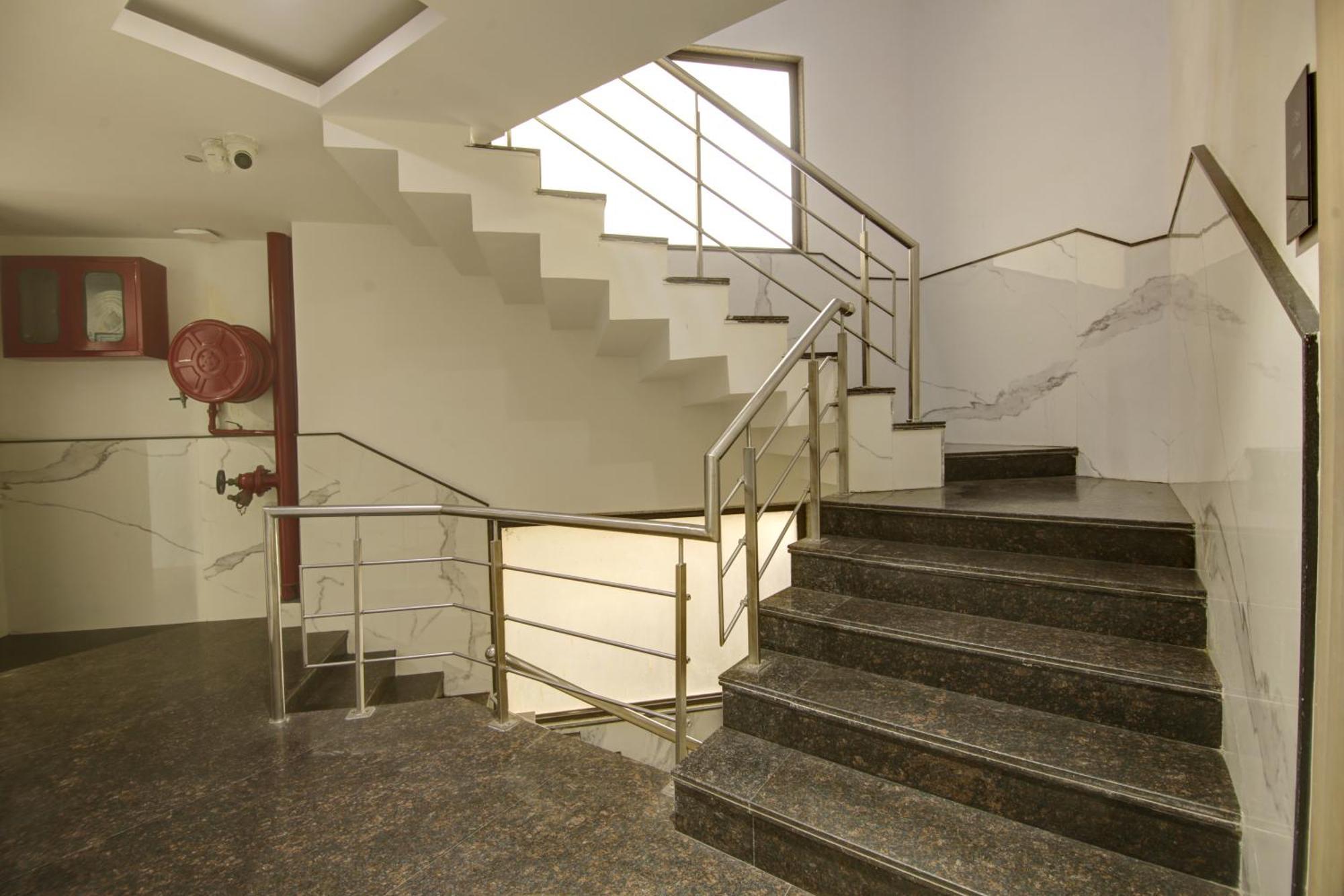 Hotel Delhi 37 By Star Group Near Delhi Airport Új-Delhi Kültér fotó