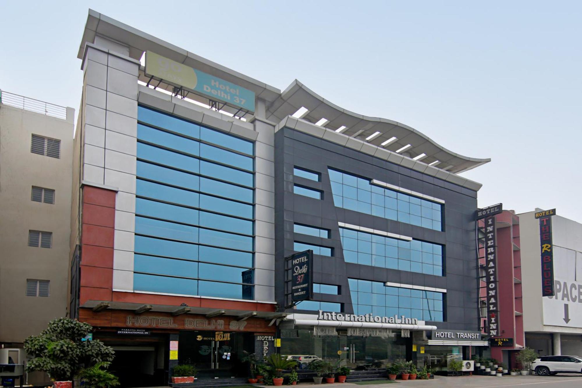 Hotel Delhi 37 By Star Group Near Delhi Airport Új-Delhi Kültér fotó