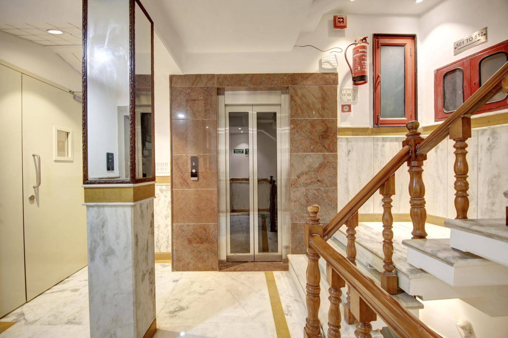 Hotel Delhi 37 By Star Group Near Delhi Airport Új-Delhi Kültér fotó