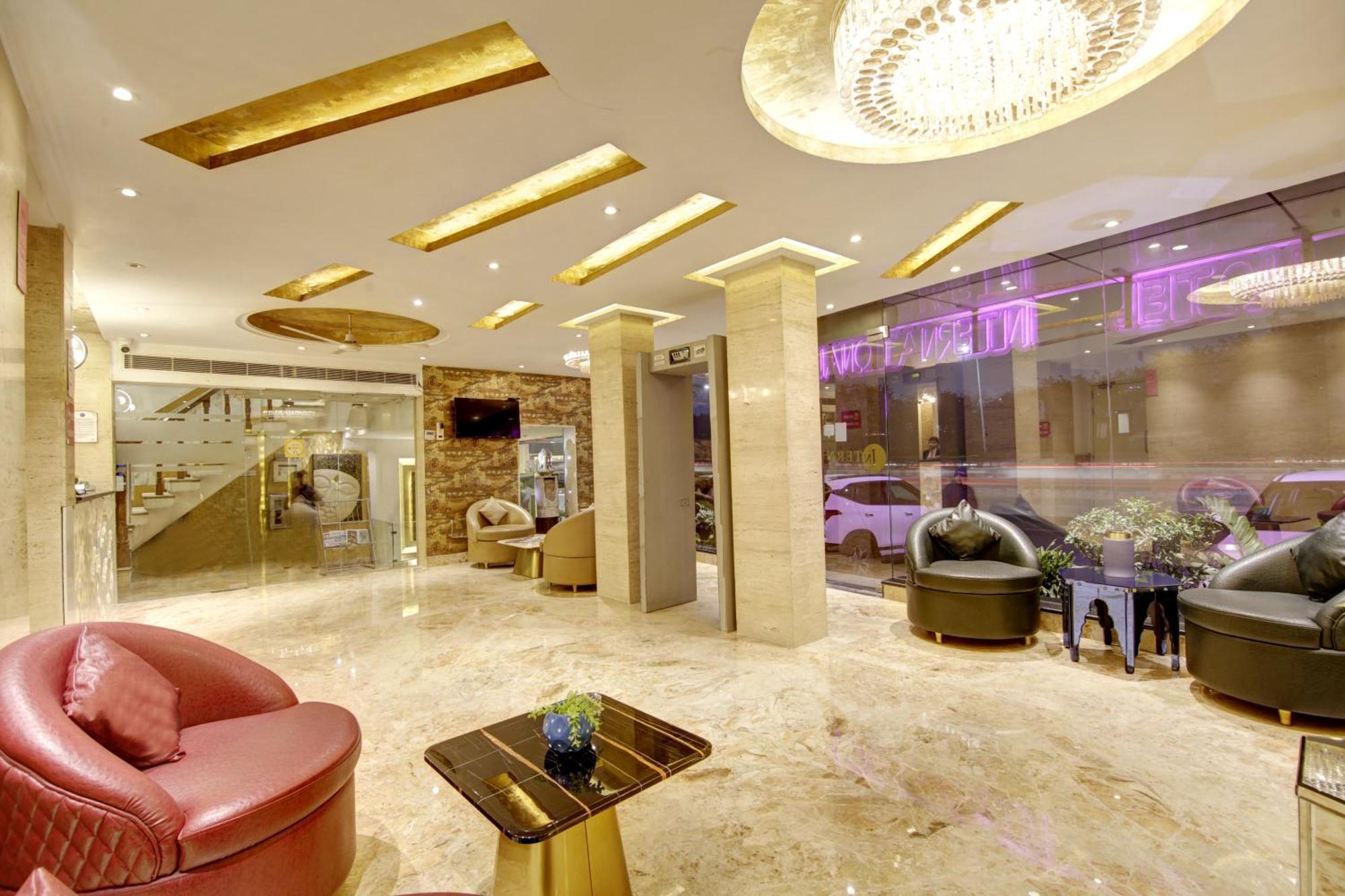 Hotel Delhi 37 By Star Group Near Delhi Airport Új-Delhi Kültér fotó