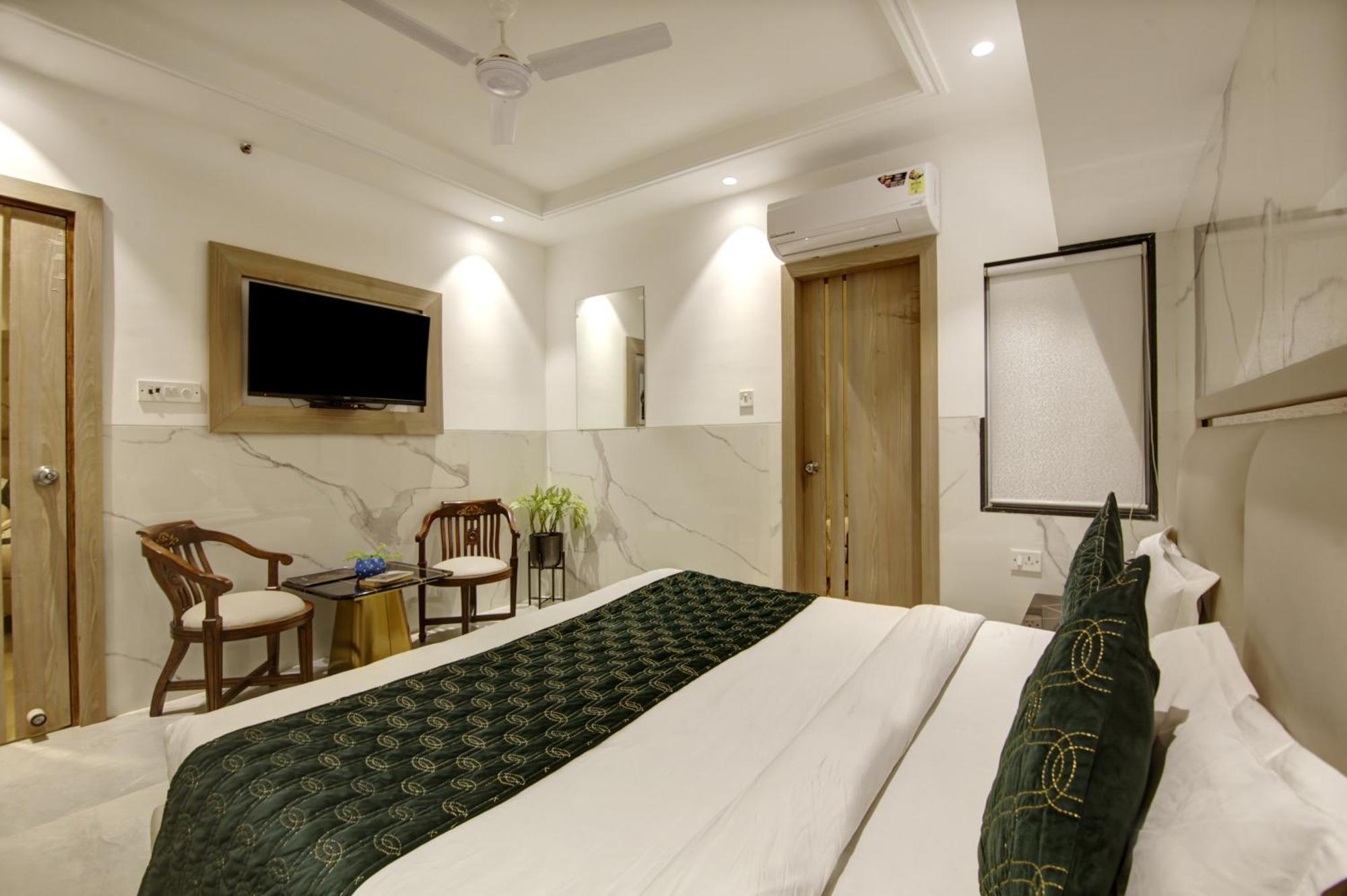 Hotel Delhi 37 By Star Group Near Delhi Airport Új-Delhi Kültér fotó
