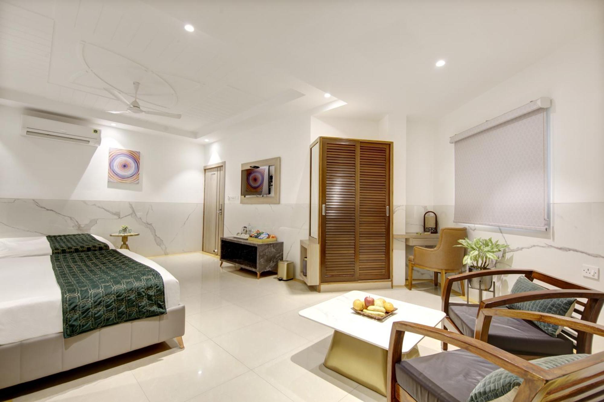 Hotel Delhi 37 By Star Group Near Delhi Airport Új-Delhi Kültér fotó