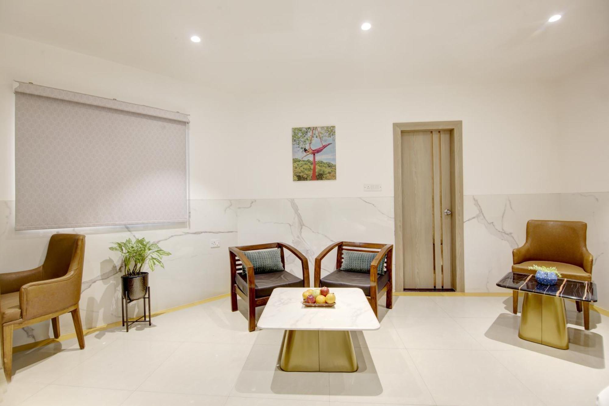 Hotel Delhi 37 By Star Group Near Delhi Airport Új-Delhi Kültér fotó